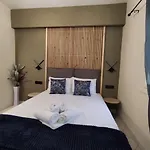Apart-hotel Flisvos Seaside