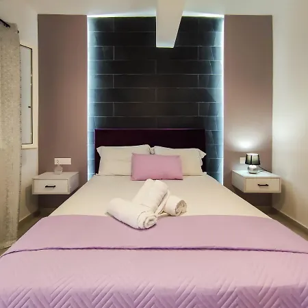 Aparthotel Flisvos Seaside Apartments