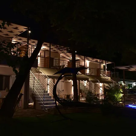 Flisvos Seaside Apartments 3*