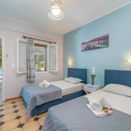 Appart hôtel Flisvos Seaside 3*