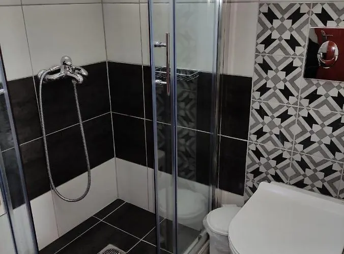 شقة فندقية Flisvos Seaside 3*