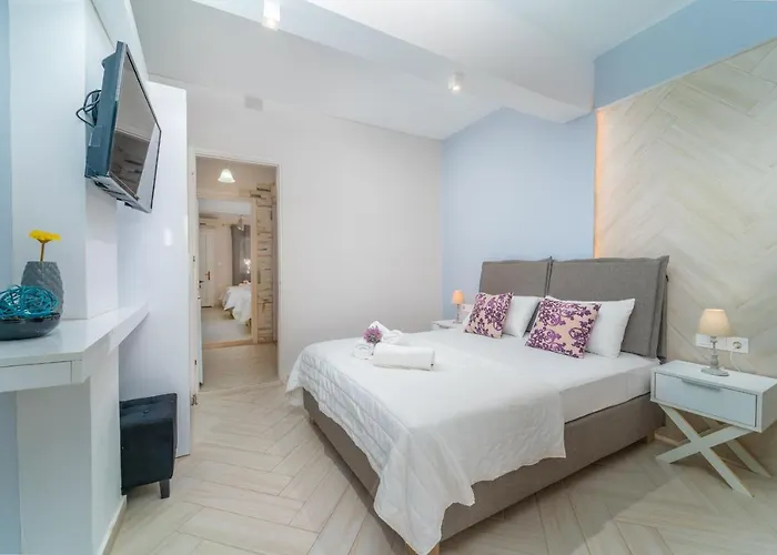 Flisvos Seaside شقة فندقية