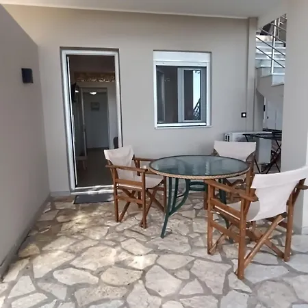 Flisvos Seaside Aparthotel