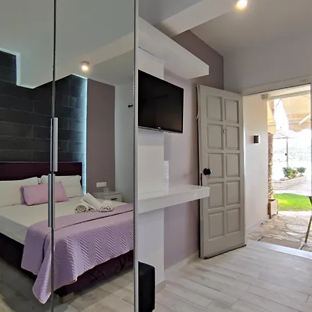 Hotel apartamentowy Flisvos Seaside