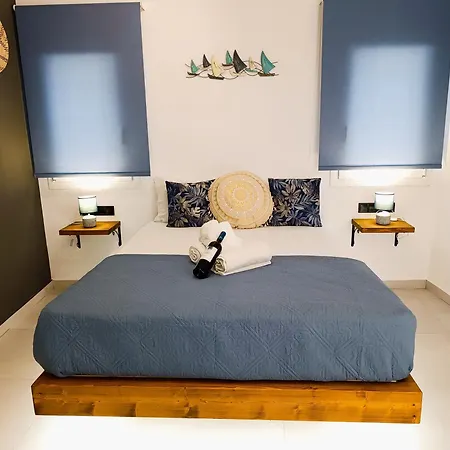 Flisvos Seaside Aparthotel 3*