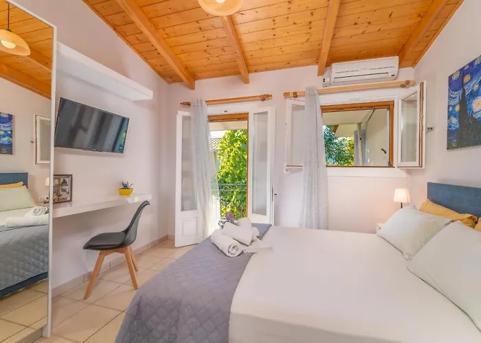 Flisvos Seaside Apartments Aparthotel 3*